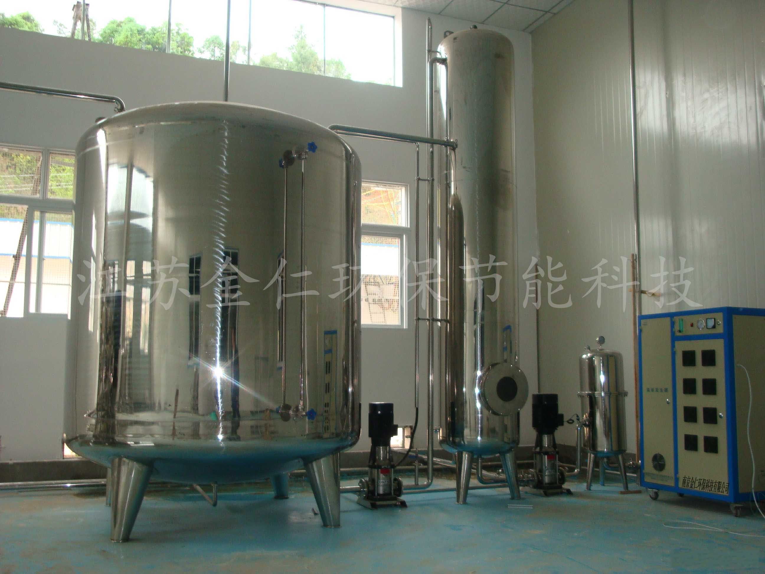 色撸撸成人在线